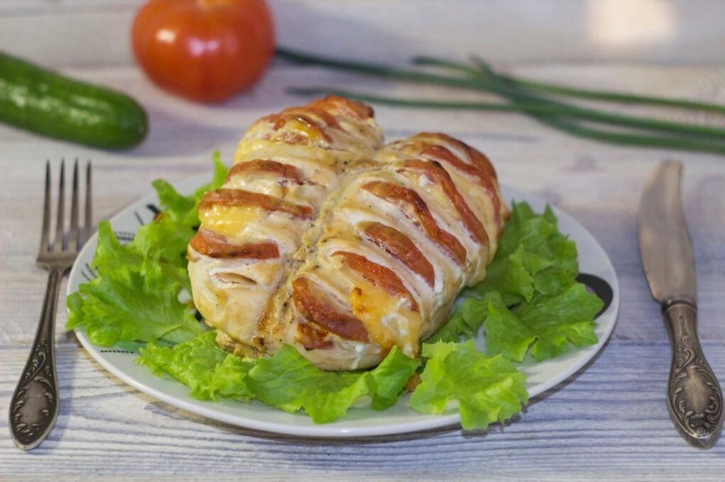 pechuga de pollo con una dieta proteica